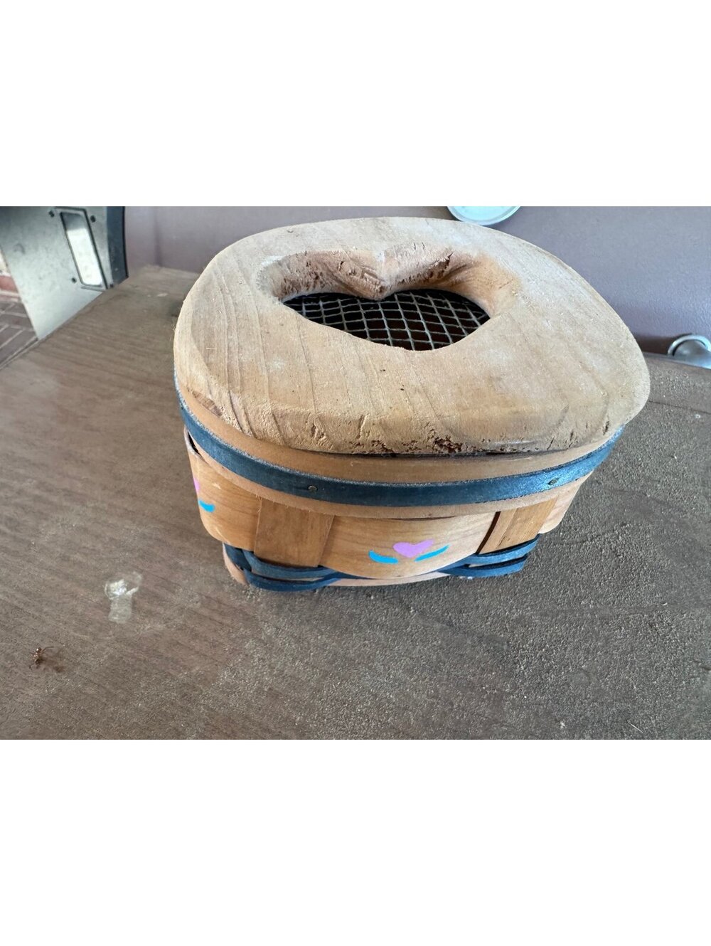 VINTAGE COTTAGECORE GRANDMACORE SMALL BASKET HEART PINK BLUE POTPOURRI